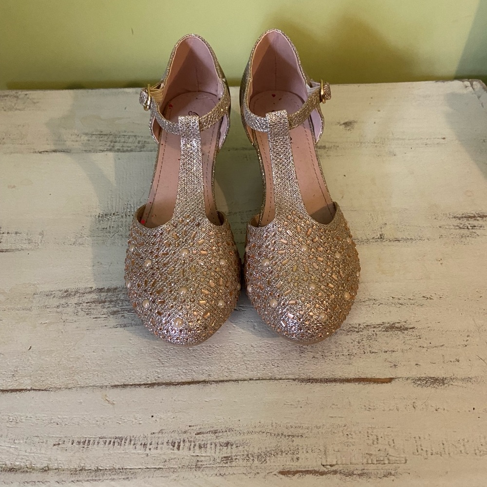 Bella Luna girls dress shoes